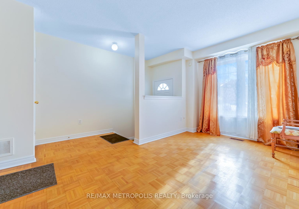 16b-gower-street-east-york-ontario-e13002956