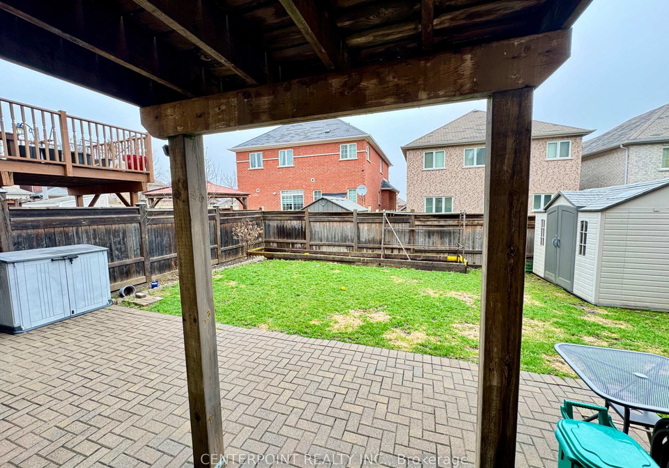 11-luce-drive-ajax-ontario-e13003434