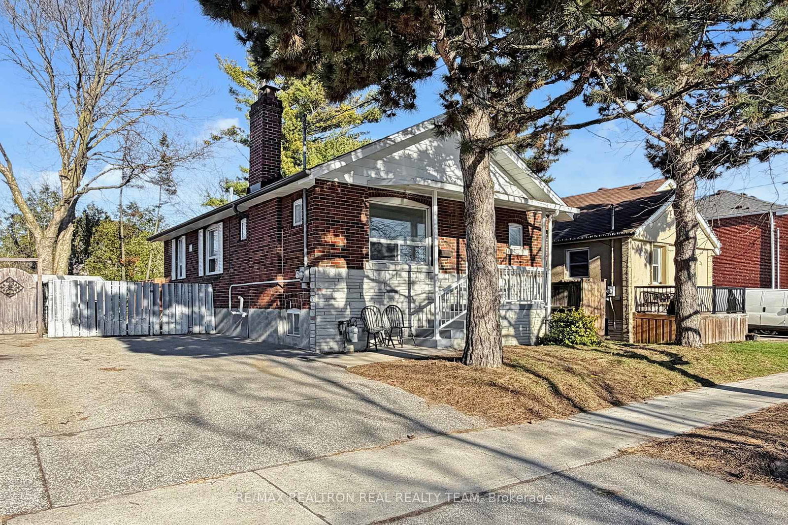 23-marsh-road-e-scarborough-ontario-e13003778