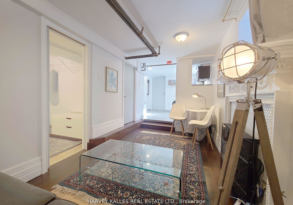 27-hiawatha-road-toronto-ontario-e13004000