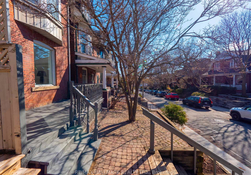 26-sparkhall-avenue-toronto-ontario-e13004030