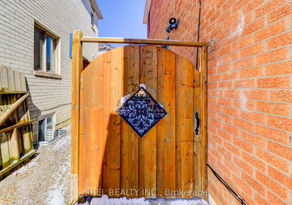 301-old-harwood-avenue-ajax-ontario-e13004974