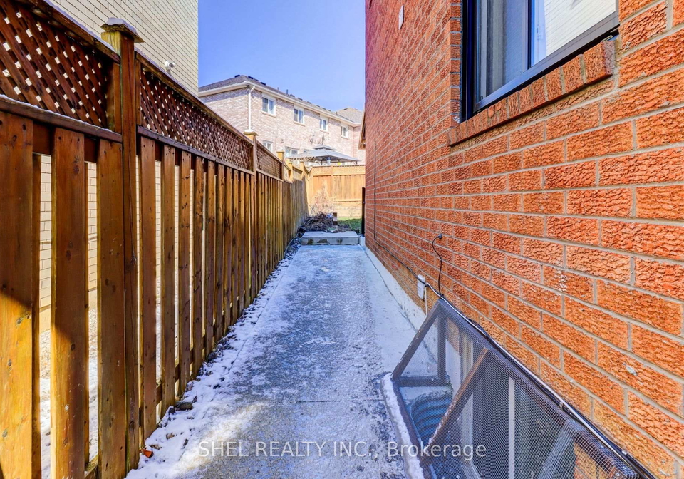 301-old-harwood-avenue-ajax-ontario-e13004974