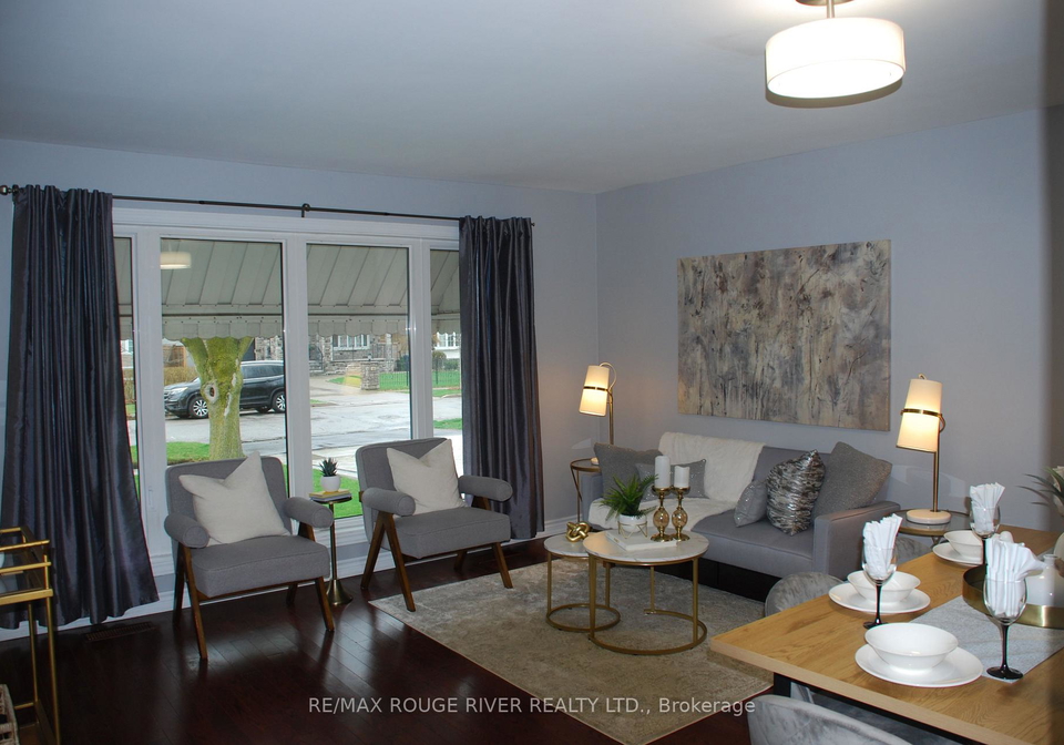 116-lord-roberts-drive-scarborough-ontario-e13005458