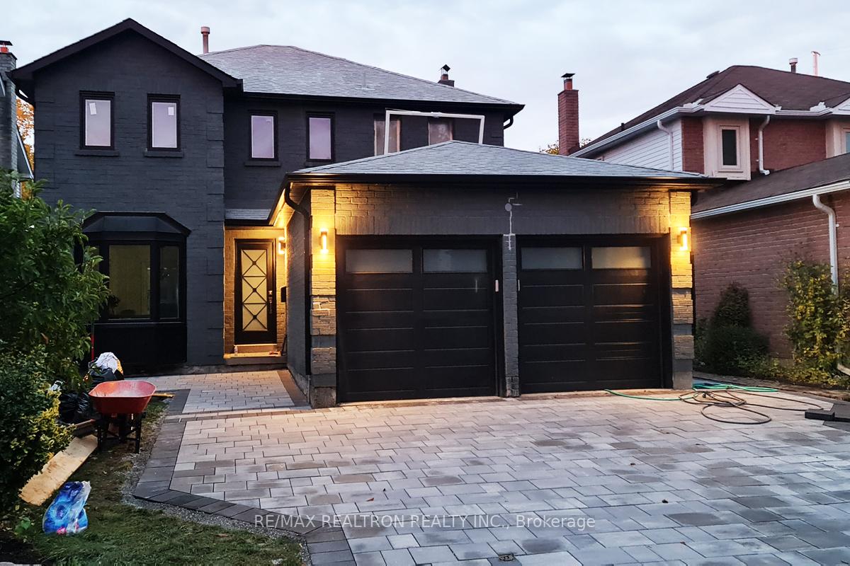 657-cognac-crescent-pickering-ontario-e13005616
