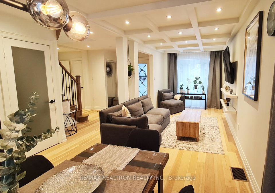 657-cognac-crescent-pickering-ontario-e13005616