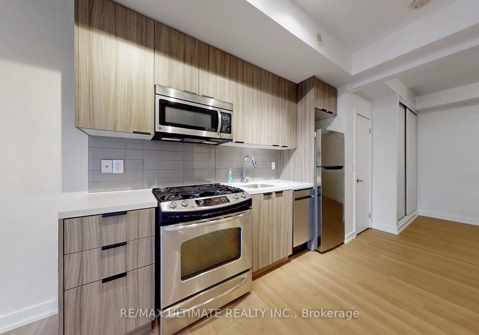 140-broadview-avenue-toronto-ontario-e13005676