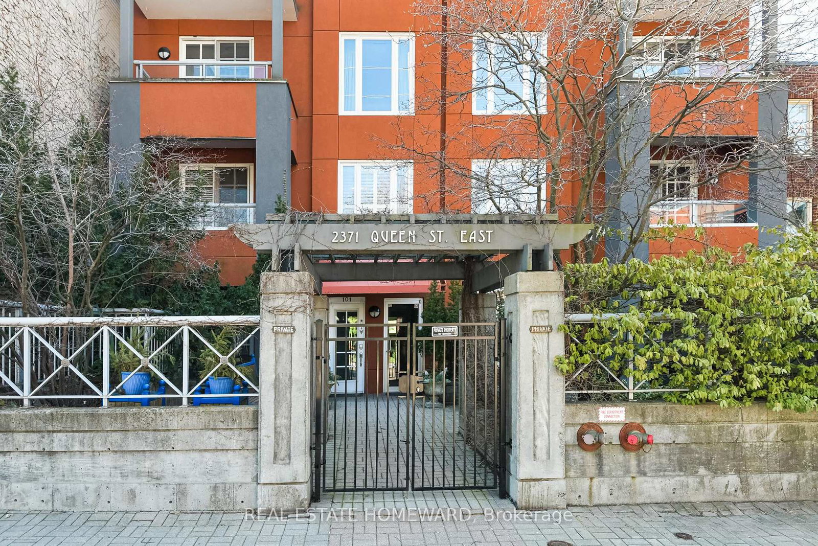 2371-queen-street-e-toronto-ontario-e13005928