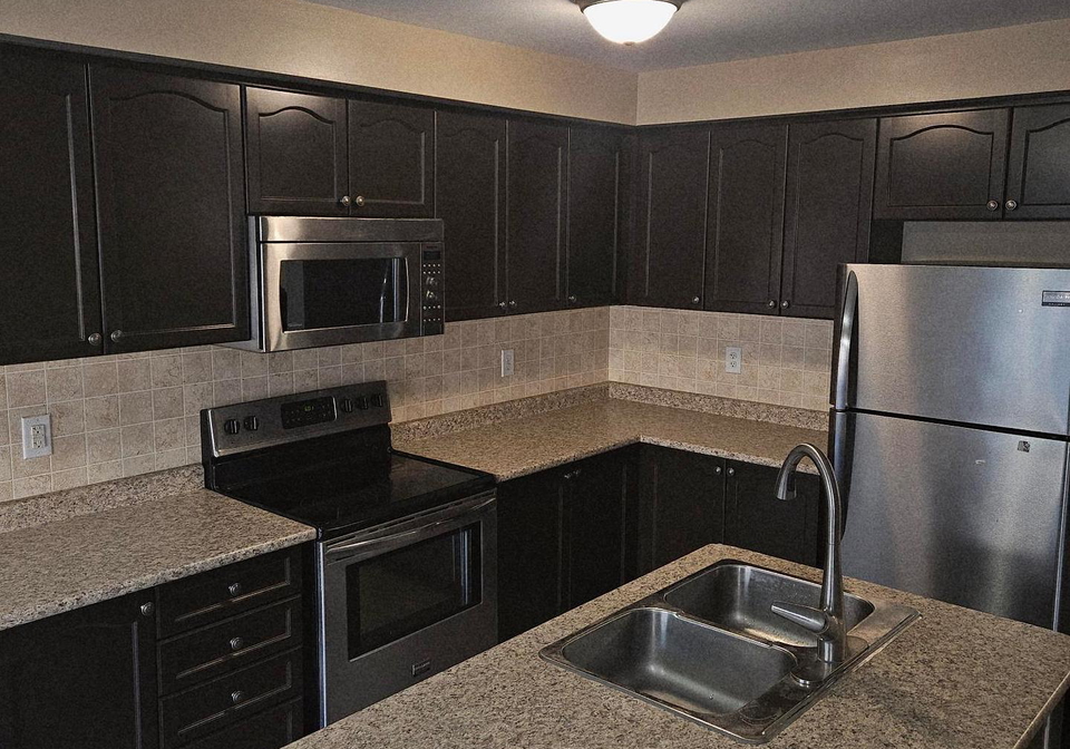 85-dewell-crescent-clarington-ontario-e13006482