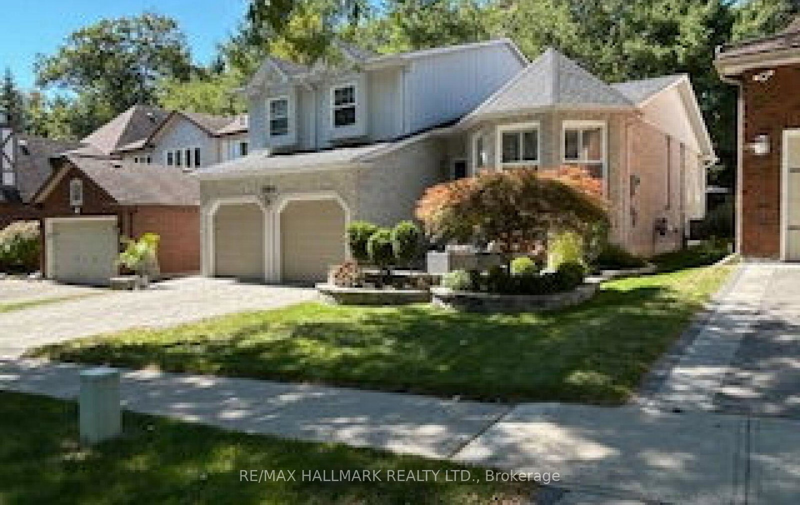 2004-blairwood-court-pickering-ontario-e13007108