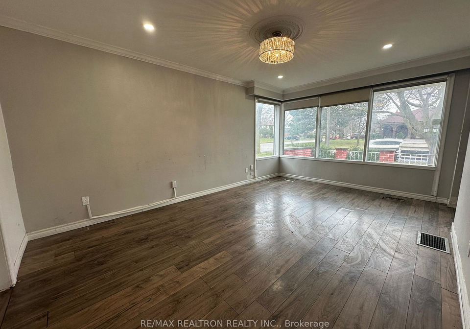 125-treverton-drive-scarborough-ontario-e13007376
