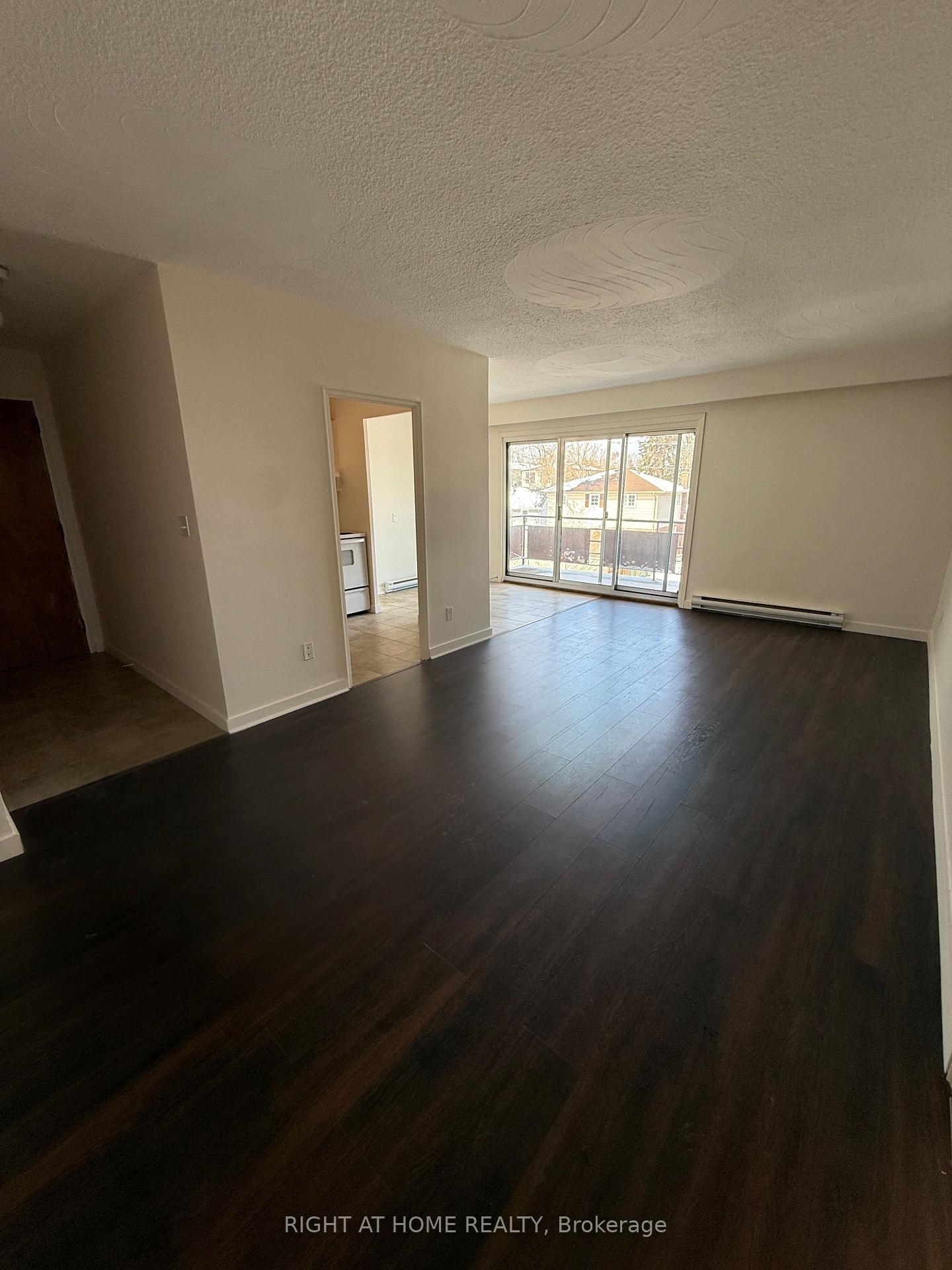 346-elgin-court-oshawa-ontario-e13007910