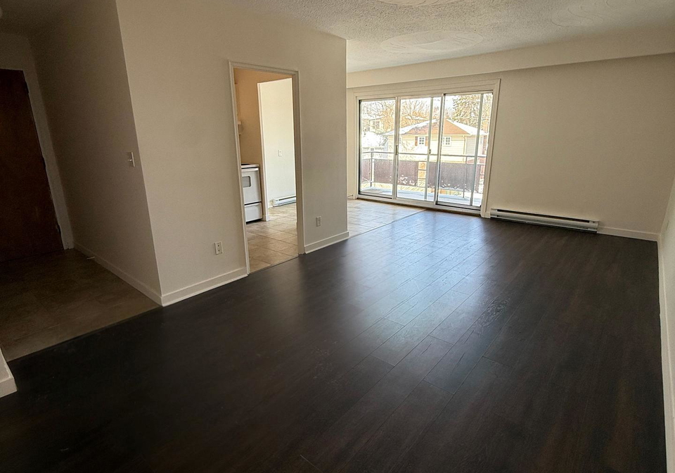 346-elgin-court-oshawa-ontario-e13007910