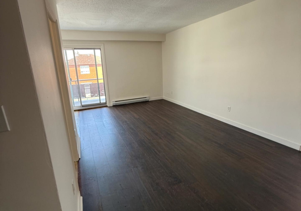346-elgin-court-oshawa-ontario-e13007910