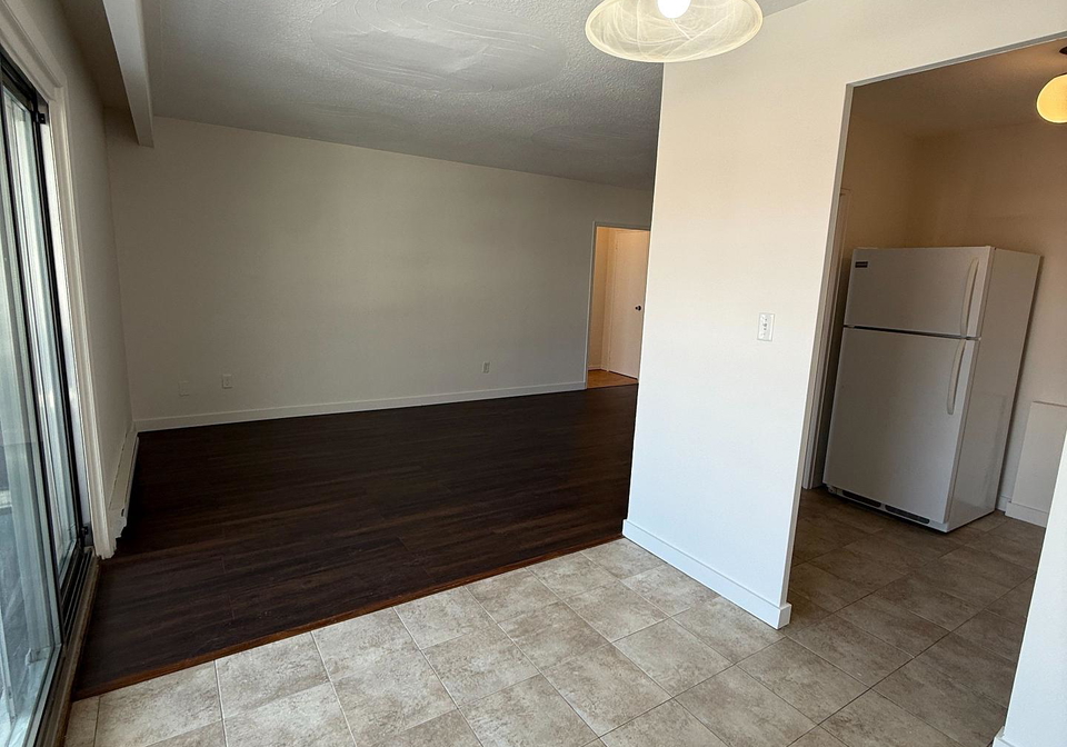 346-elgin-court-oshawa-ontario-e13007910