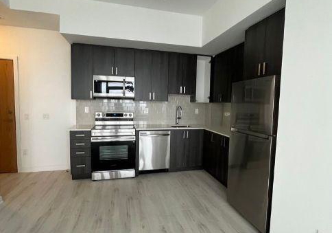 1435-celebration-drive-pickering-ontario-e13008704