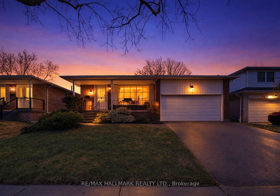 100-charlottetown-boulevard-scarborough-ontario-e13008760