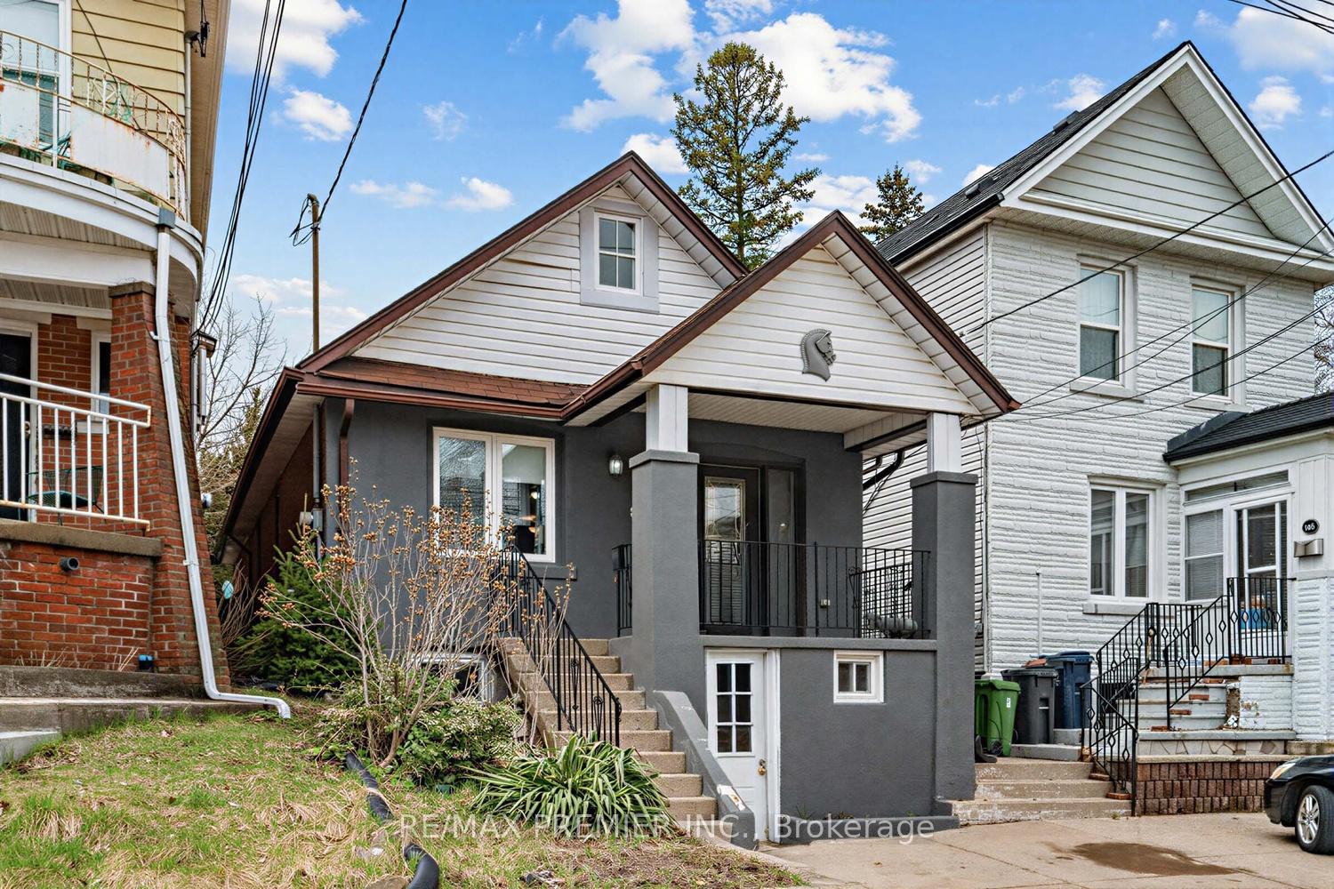 144-westlake-avenue-east-york-ontario-e13009118