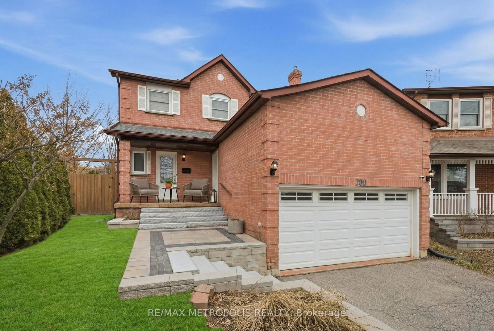 700-mountjoy-court-oshawa-ontario-e13009436