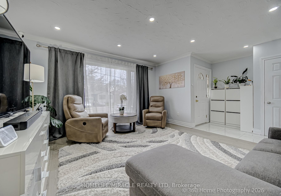 17-montvale-drive-scarborough-ontario-e13009610