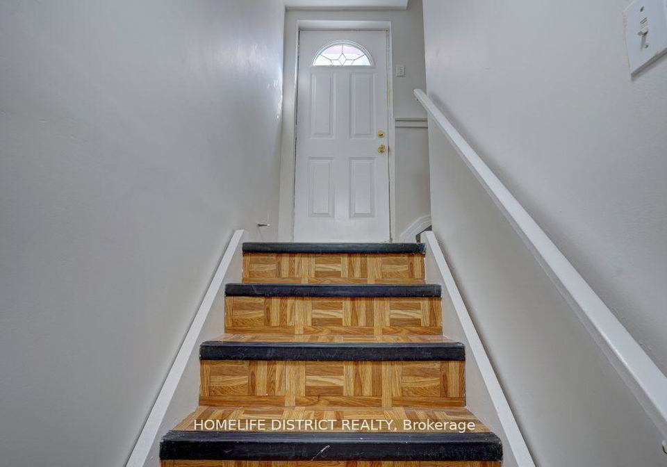1861-bainbridge-drive-pickering-ontario-e13009962