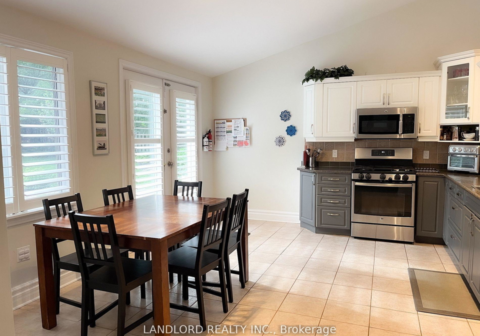 16-west-hill-drive-scarborough-ontario-e13011430