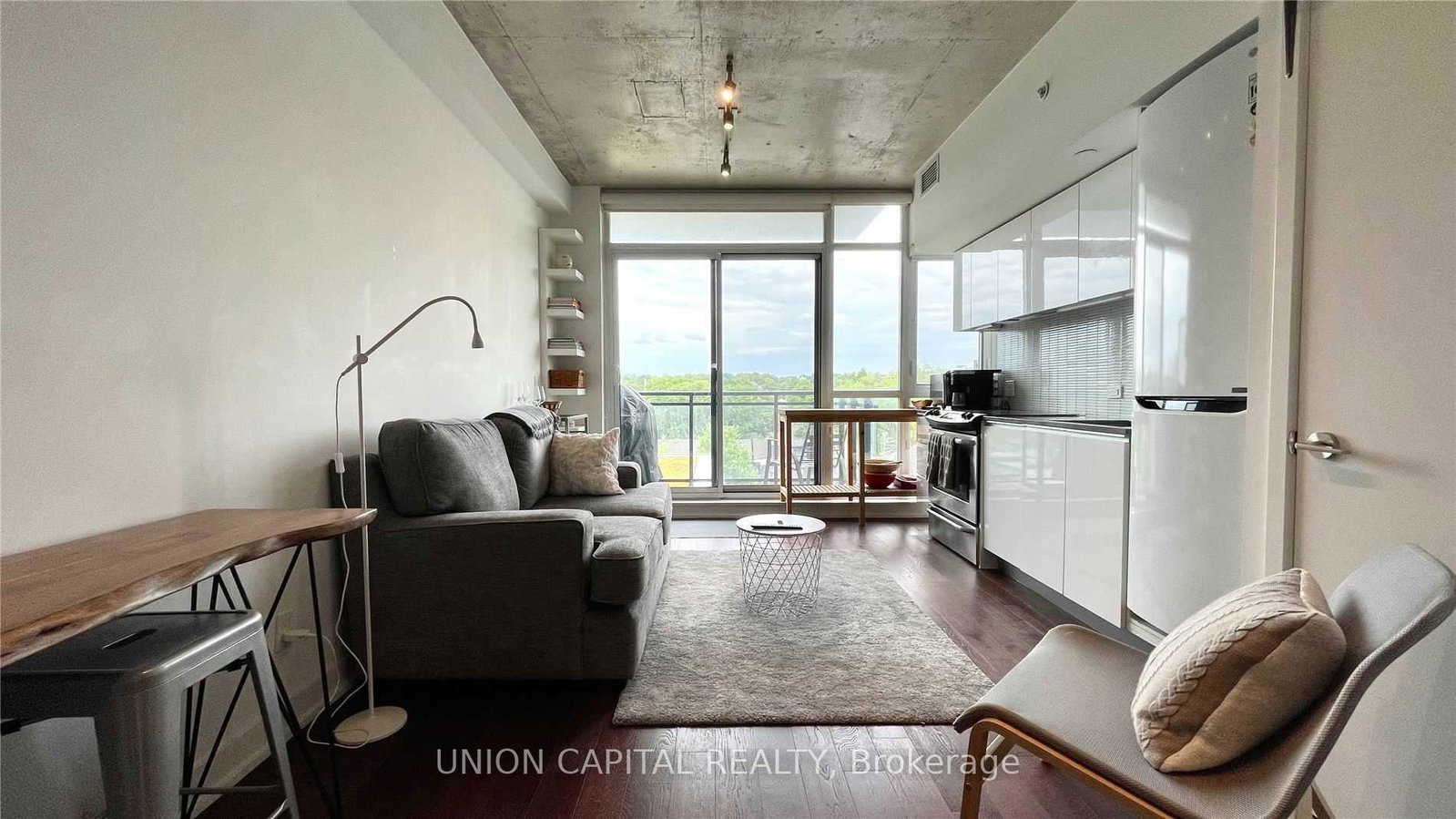 1190-dundas-street-e-toronto-ontario-e13011636
