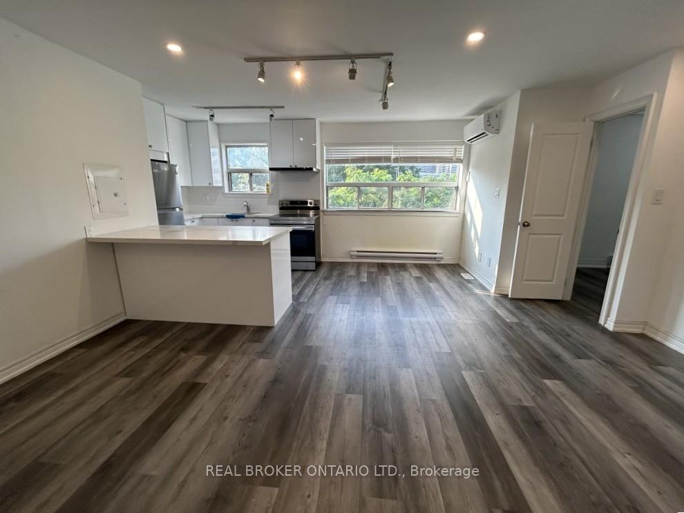 2209-gerrard-street-e-toronto-ontario-e13012234