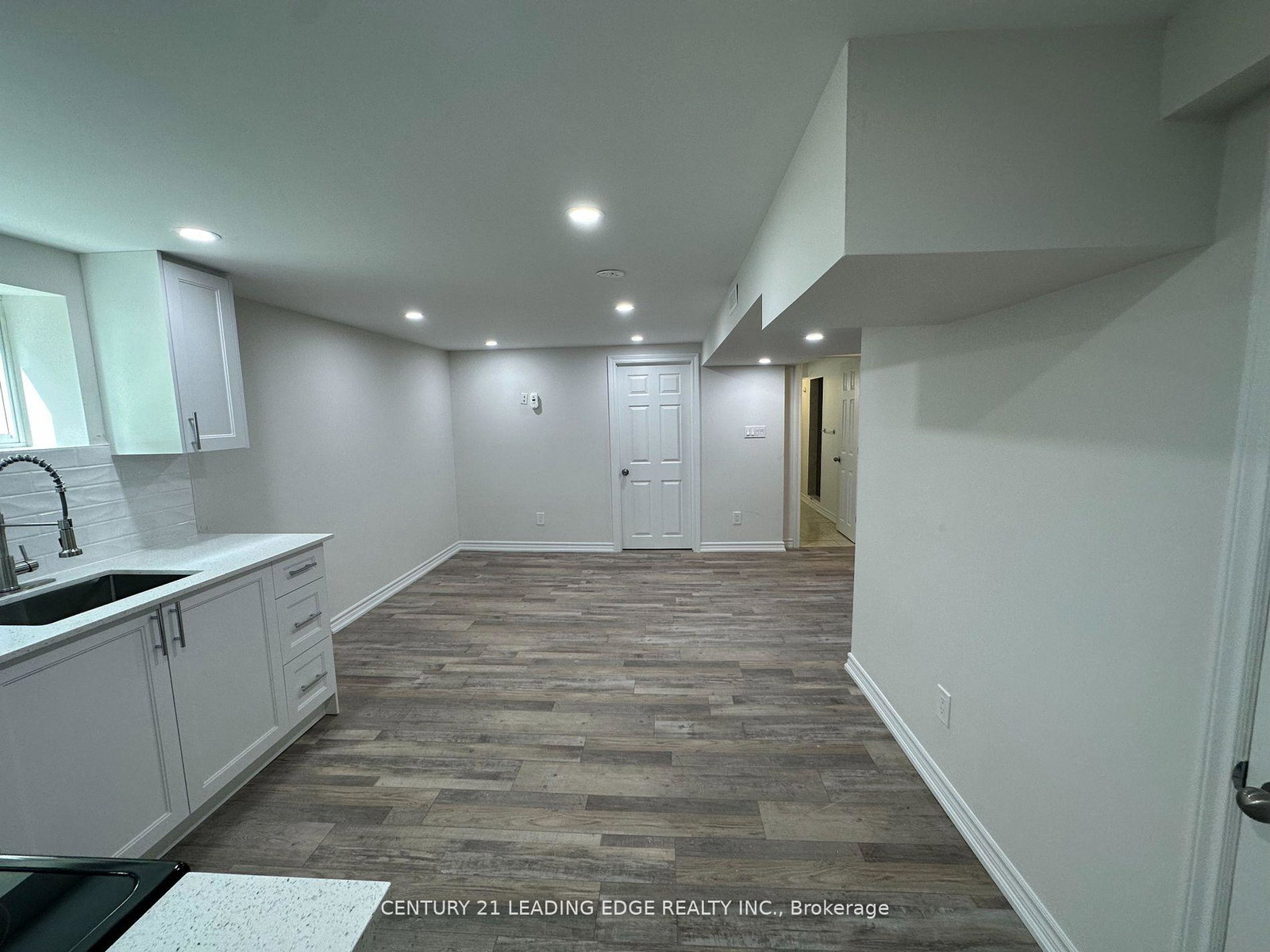 11-white-abbey-park-scarborough-ontario-e13012330