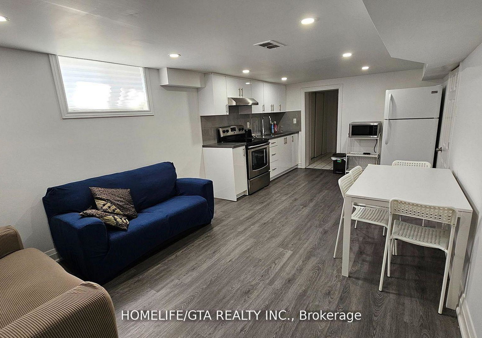 2-maretta-avenue-scarborough-ontario-e13012598