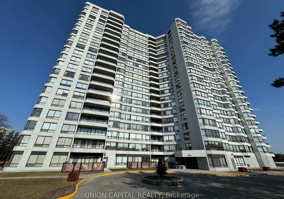300-alton-towers-circle-scarborough-ontario-e13014366