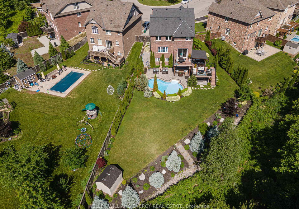 50-rumbellow-crescent-ajax-ontario-e13014458