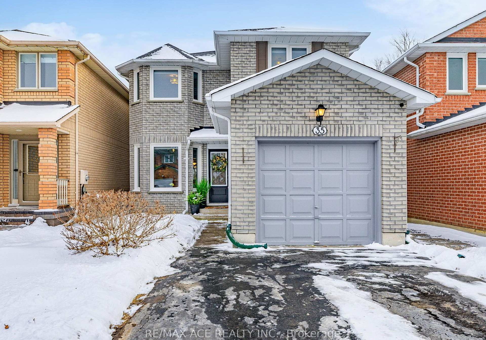 35-stagemaster-crescent-clarington-ontario-e13014934