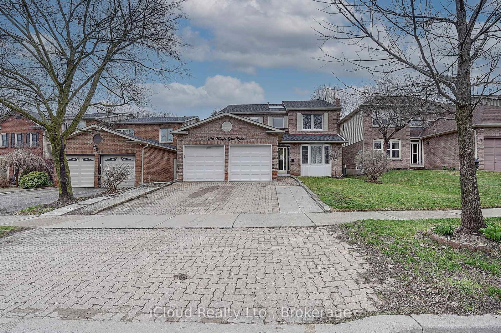 1114-maple-gate-road-pickering-ontario-e13015420