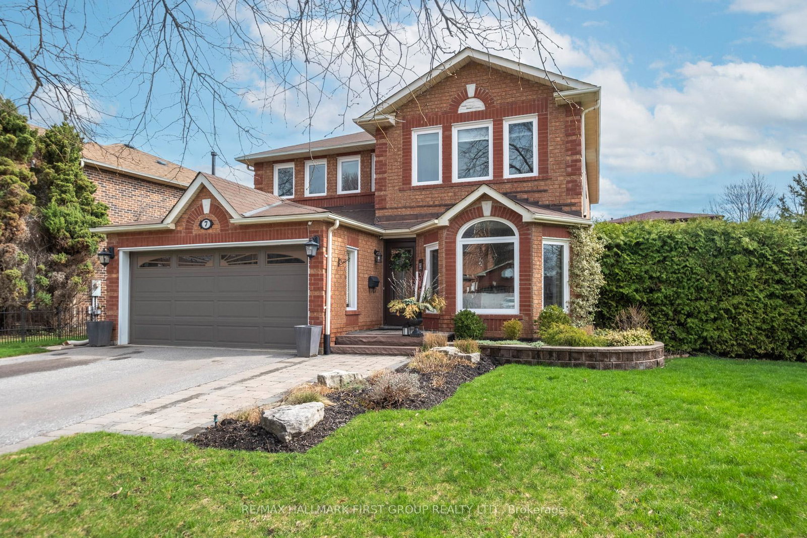 7-foakes-drive-ajax-ontario-e13015596