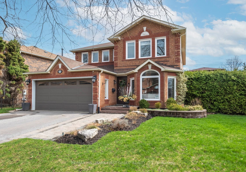 7-foakes-drive-ajax-ontario-e13015596