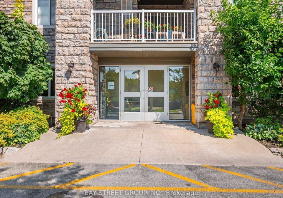 684-warden-avenue-scarborough-ontario-e13015882
