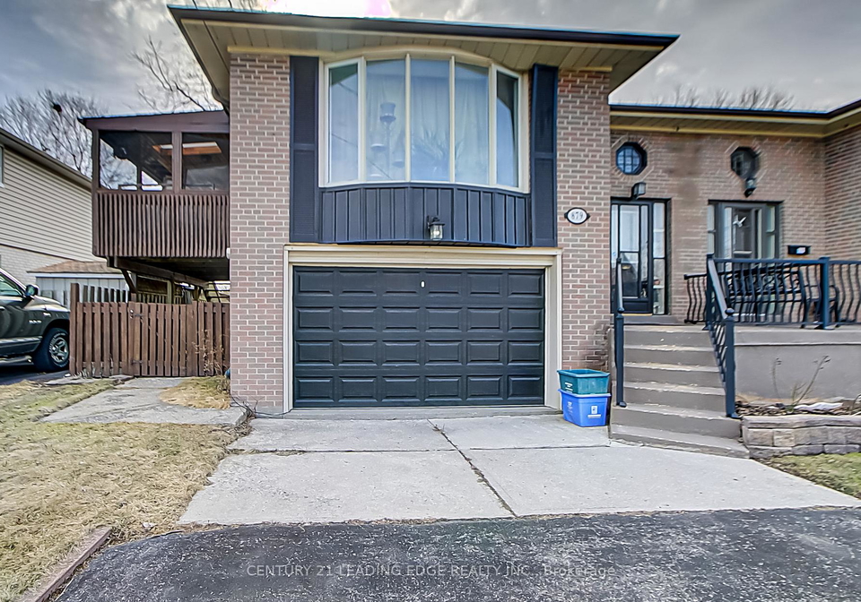 879-marinet-crescent-pickering-ontario-e13016156