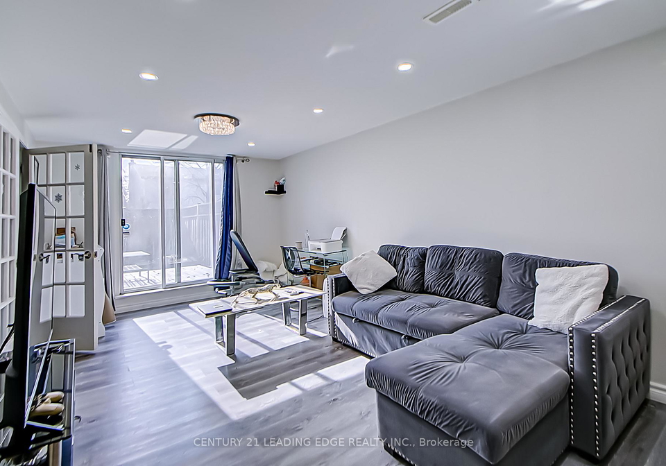 879-marinet-crescent-pickering-ontario-e13016156