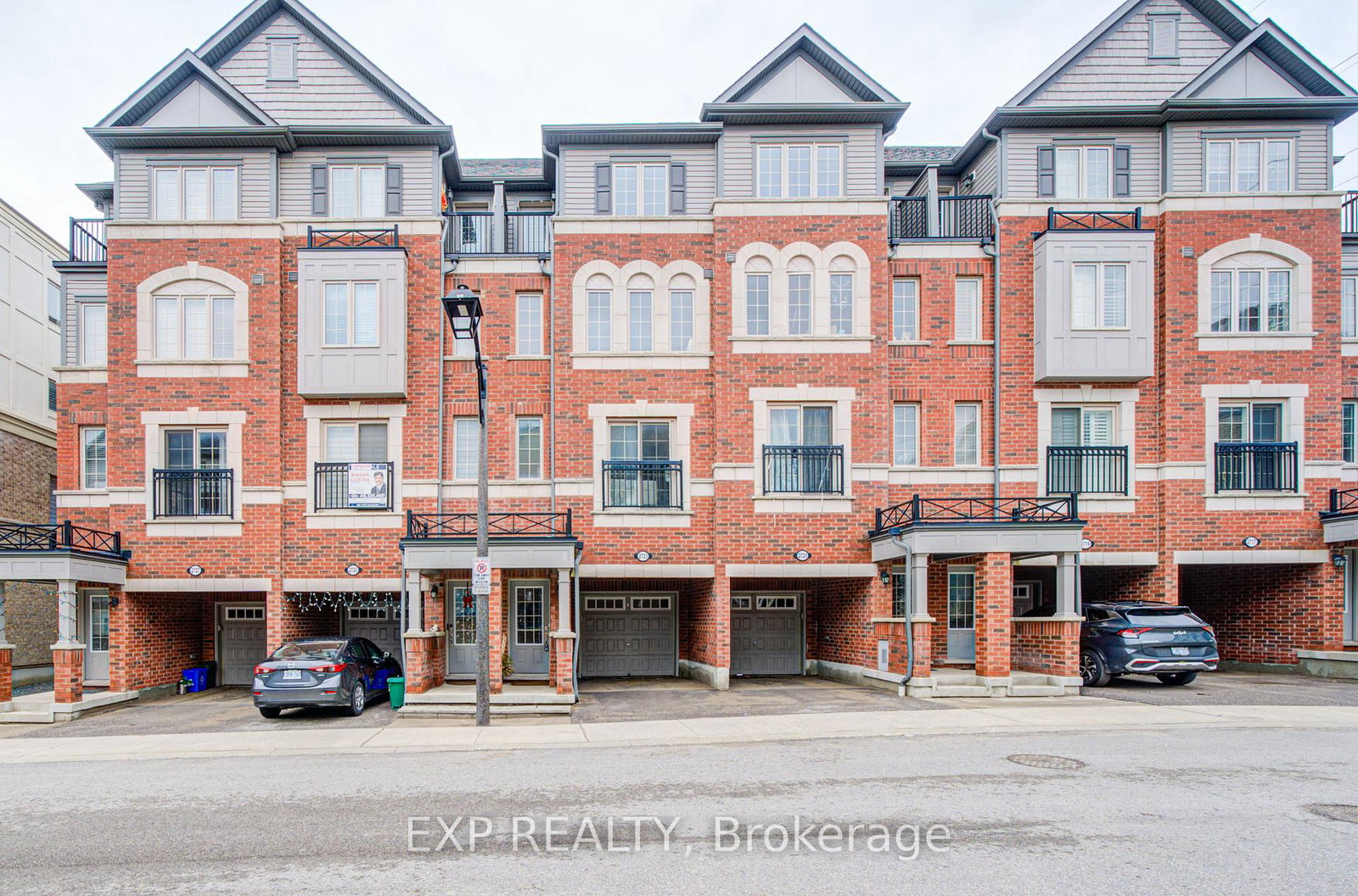 2723-deputy-minister-path-oshawa-ontario-e13016184