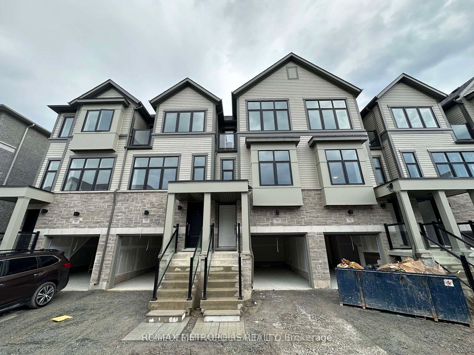 783-kootenay-path-oshawa-ontario-e13016430