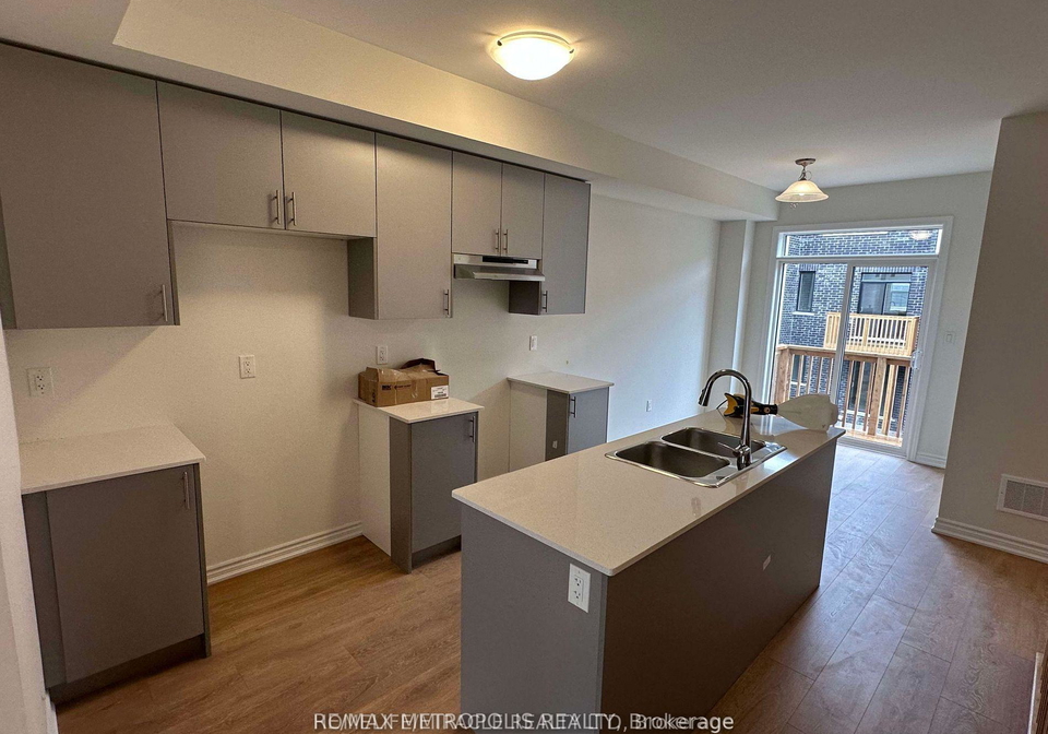 783-kootenay-path-oshawa-ontario-e13016430