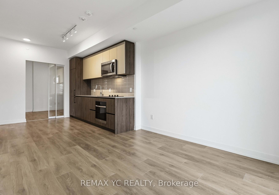 150-logan-avenue-toronto-ontario-e13016594