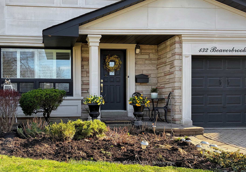 132-beaverbrook-court-s-scarborough-ontario-e13016688