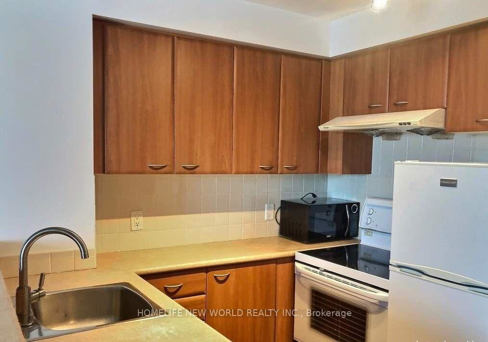 36-lee-centre-drive-scarborough-ontario-e13016940