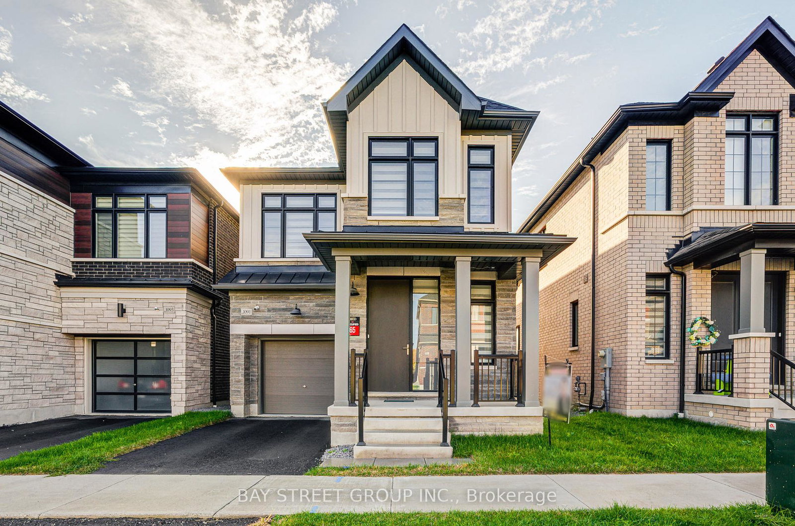1091-pisces-trail-pickering-ontario-e13017092