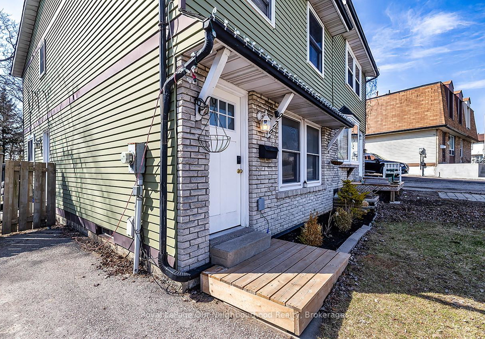976-southport-drive-oshawa-ontario-e13017138