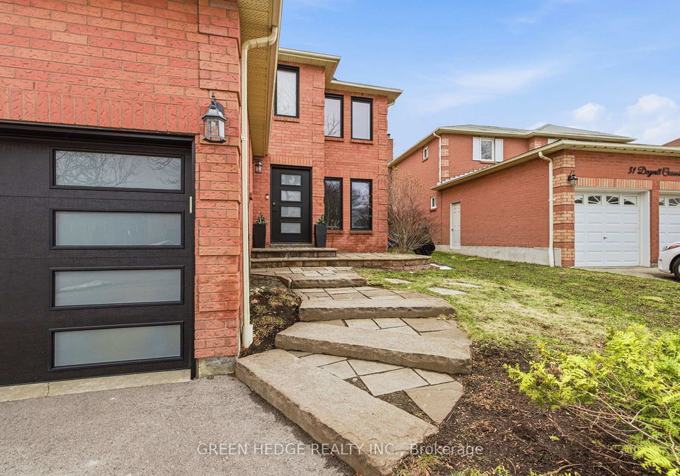 33-dagwell-crescent-ajax-ontario-e13017436