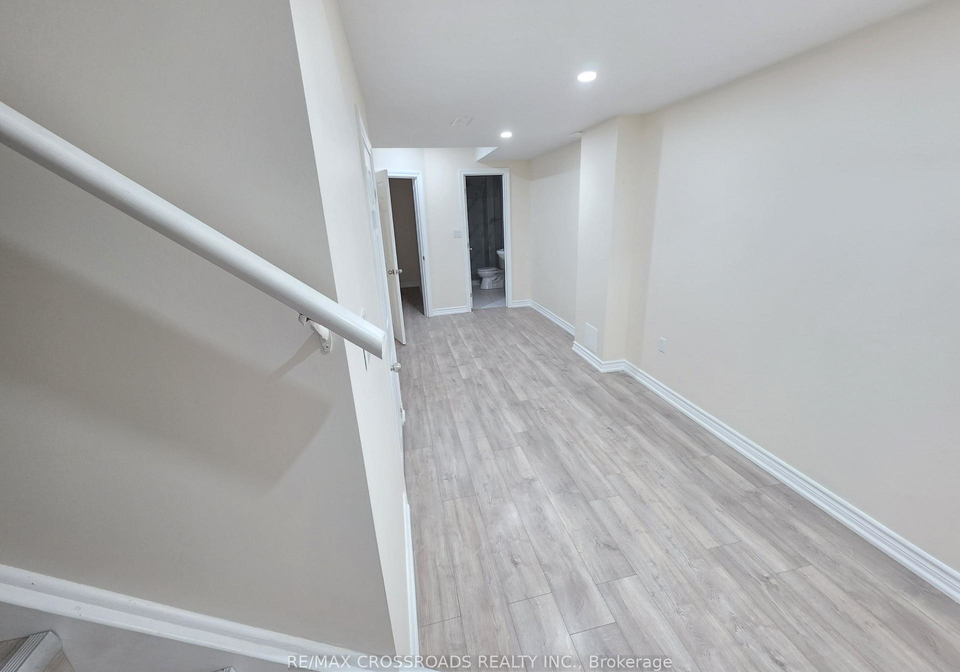 14-schoolbridge-street-ajax-ontario-e13017920