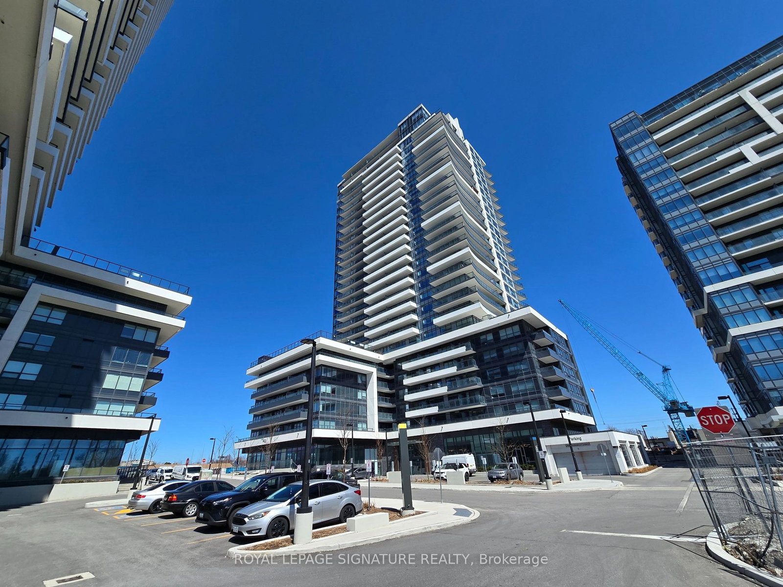 1455-celebration-drive-pickering-ontario-e13018476
